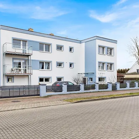 Willa Jalowcowa By Jantar Apartamenty Kolobrzeg Grzybowo  Eksteriør bilde